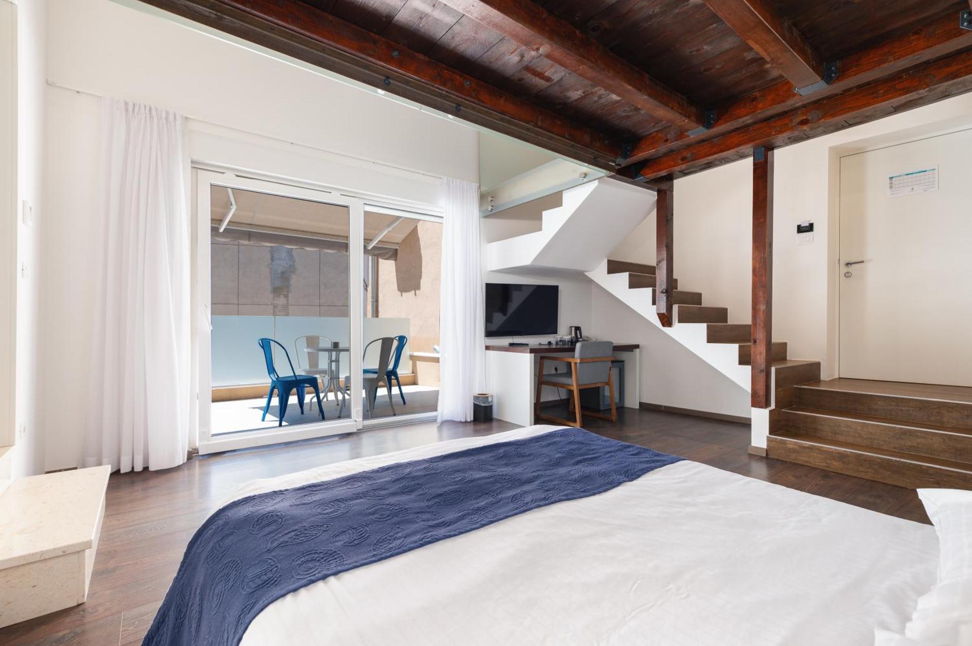 อะซูร์ พาเลซ ลักชัวรี รูม Hotel สปลิท ภายนอก รูปภาพ