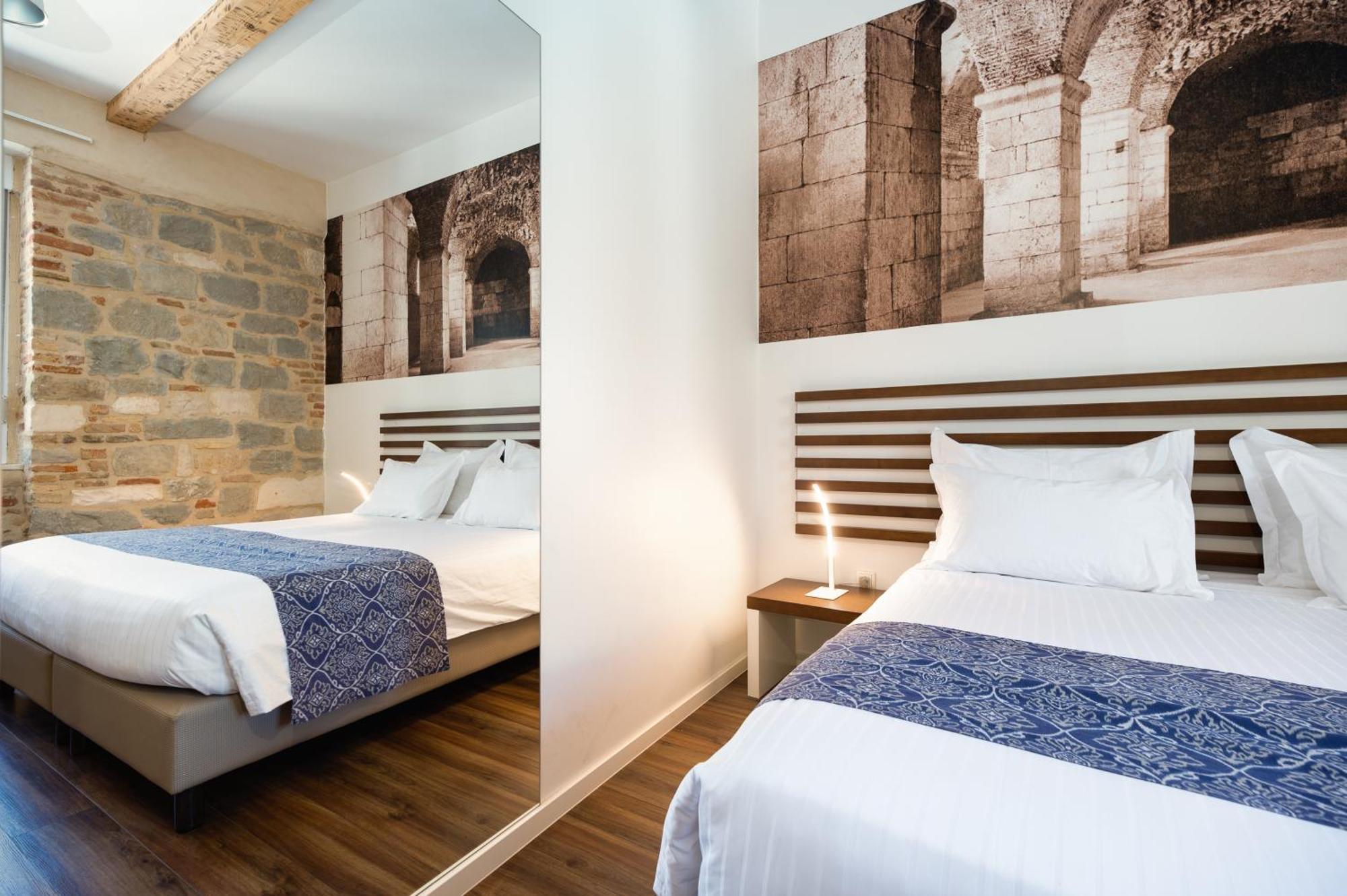 อะซูร์ พาเลซ ลักชัวรี รูม Hotel สปลิท ภายนอก รูปภาพ
