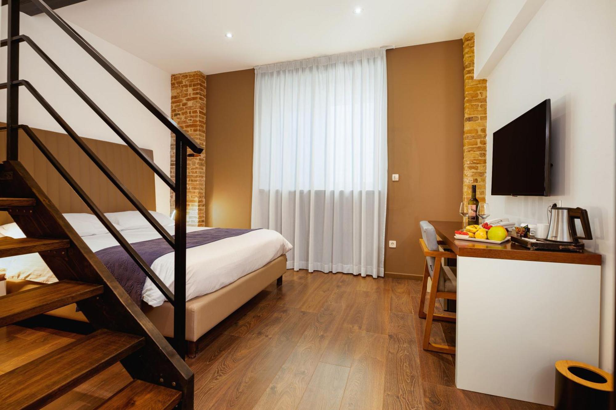 อะซูร์ พาเลซ ลักชัวรี รูม Hotel สปลิท ภายนอก รูปภาพ