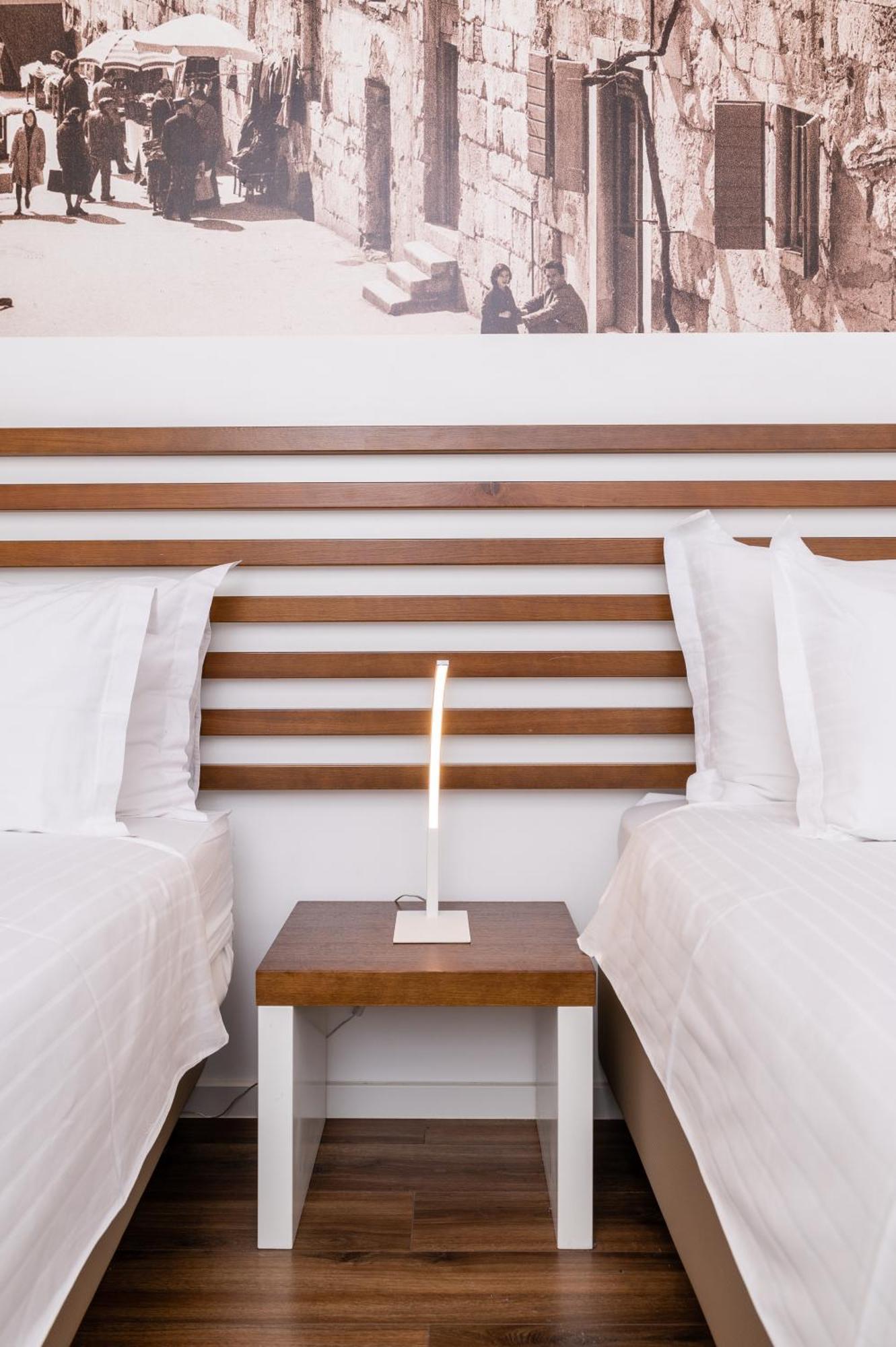 อะซูร์ พาเลซ ลักชัวรี รูม Hotel สปลิท ภายนอก รูปภาพ